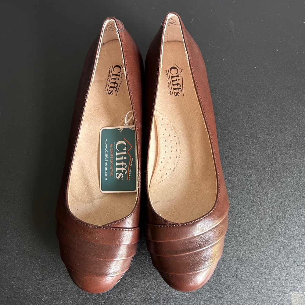 Cliffs by White Mountain Clara Brown Pleated Round Toe Comfort Flats Womens 11M